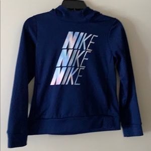 Girls’ Nike Pullover Hoodie